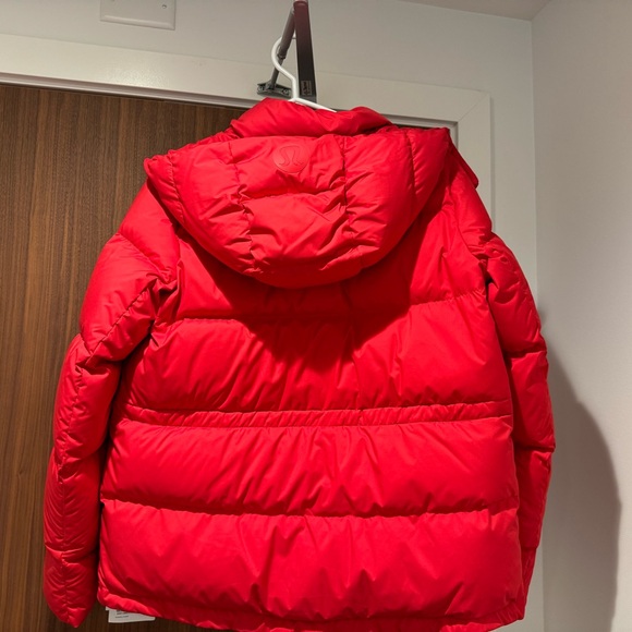 COPY - Lululemon Wunder Puff size 4 - Picture 5 of 6